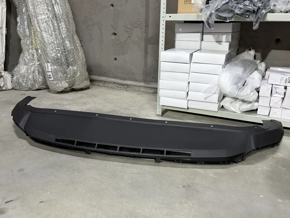 Юбка бампера передняя Geely Coolray SX11