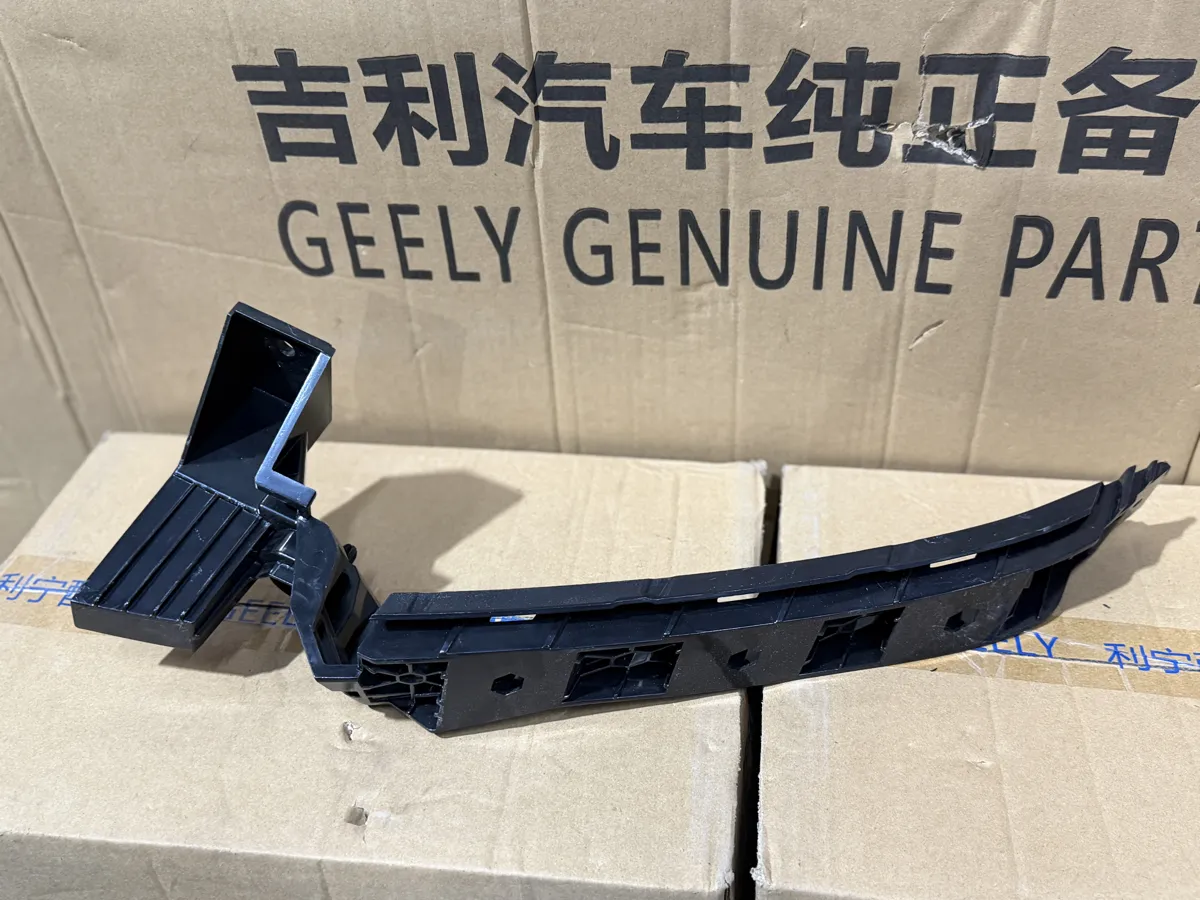 Кронштейн фары левый Chery Tiggo 7 Pro