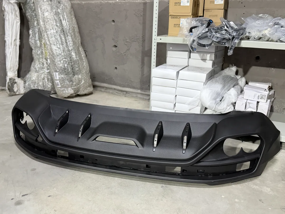Юбка бампера geely Coolray