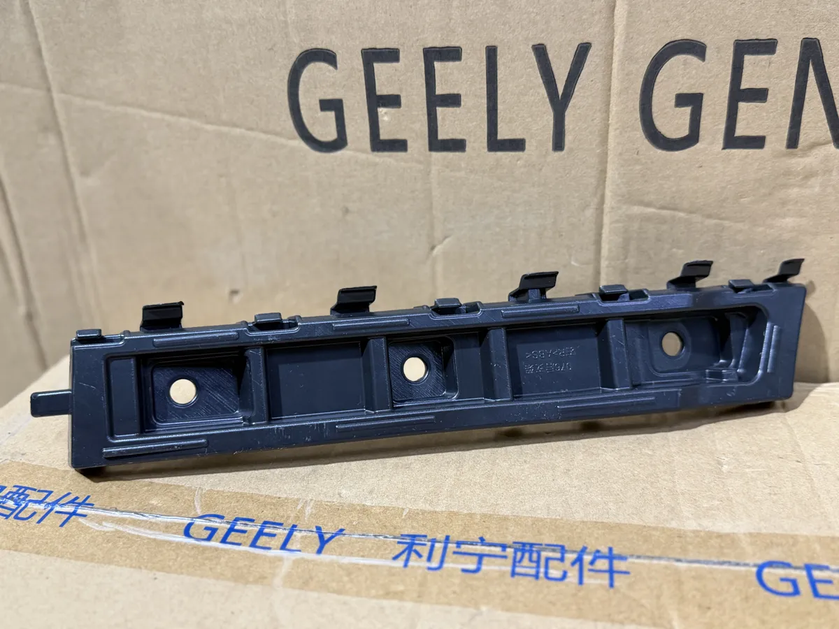 Кронштейн бампера задний правый geely Coolray