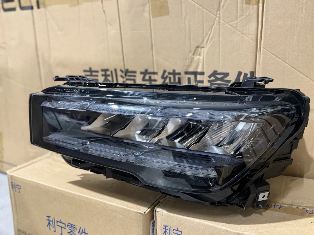 Фара передняя левая Geely Monjaro KX11