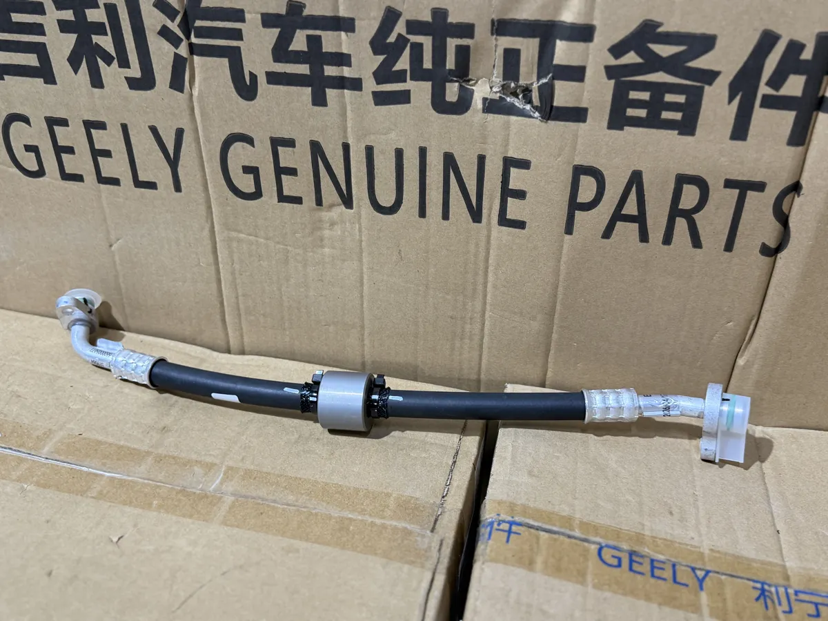 Трубка кондиционера geely Coolray SX11
