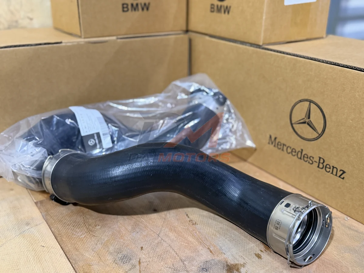 Патрубок интеркулера Mercedes-Benz W447