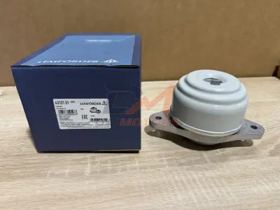 Подушка двигателя W212 4matic (4212101)